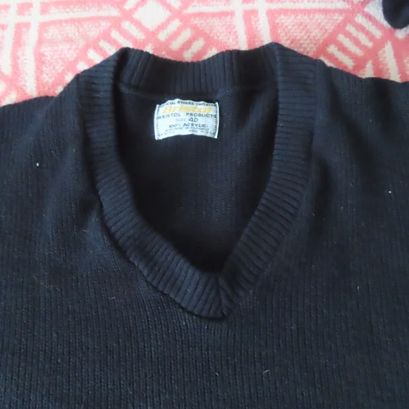 Vintage 60s V-Neck Sweater black goldKnit Varsity Pullover Hipster 70s sz 40